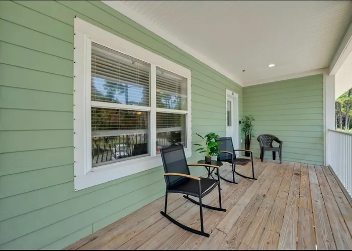 W Pool Near Beaches, Dining, Shopping, Etc 3*